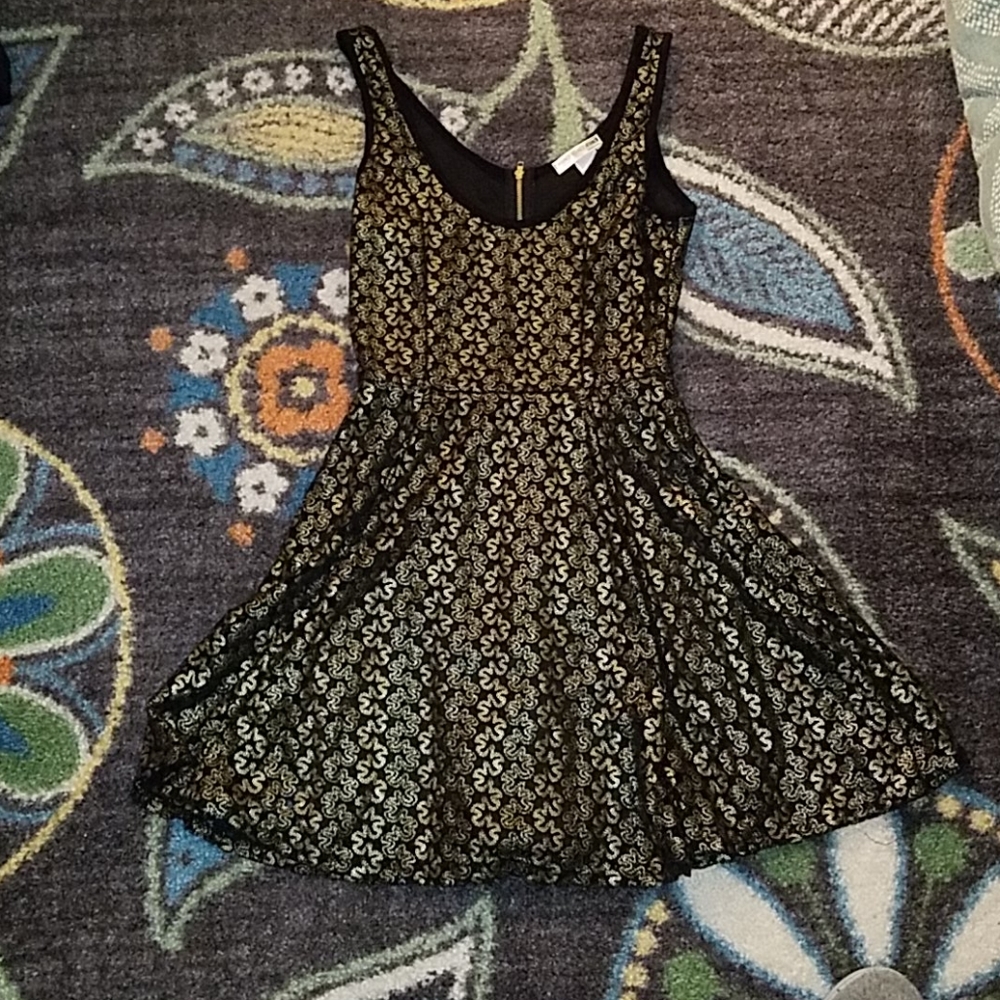 Gold dress with zipper back